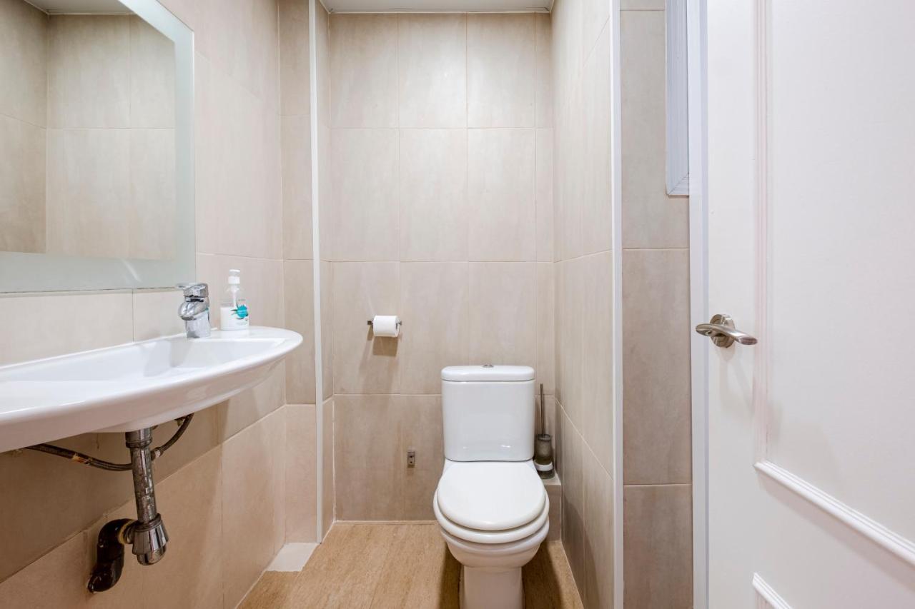 Three Bedroom In Sants Barcellona