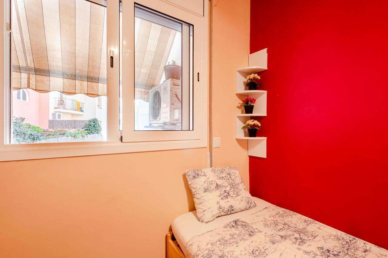 Three Bedroom In Sants Appartamento