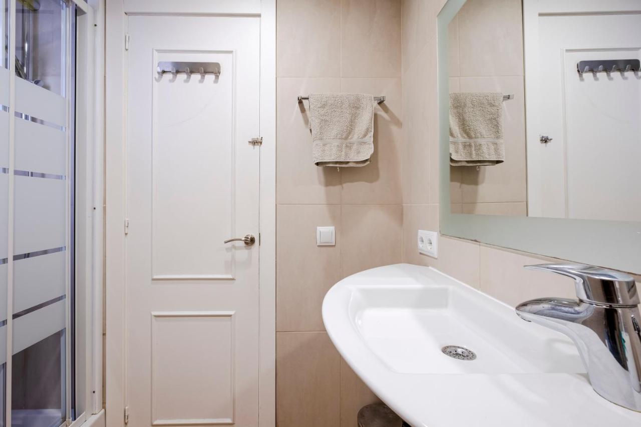 Three Bedroom In Sants Barcellona